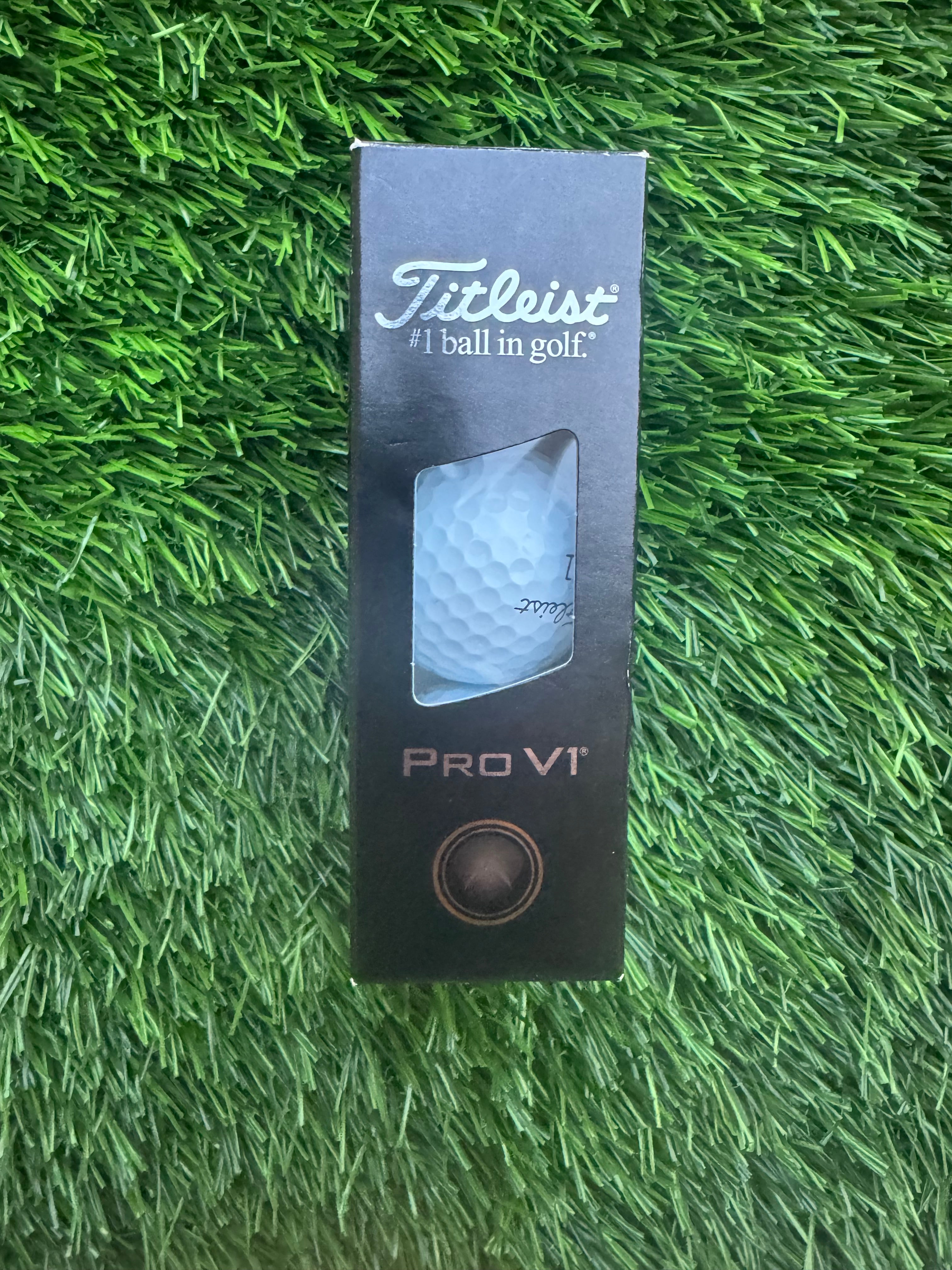 Titleist Pro V1 Golf Balls – Sleeve (3 Balls)