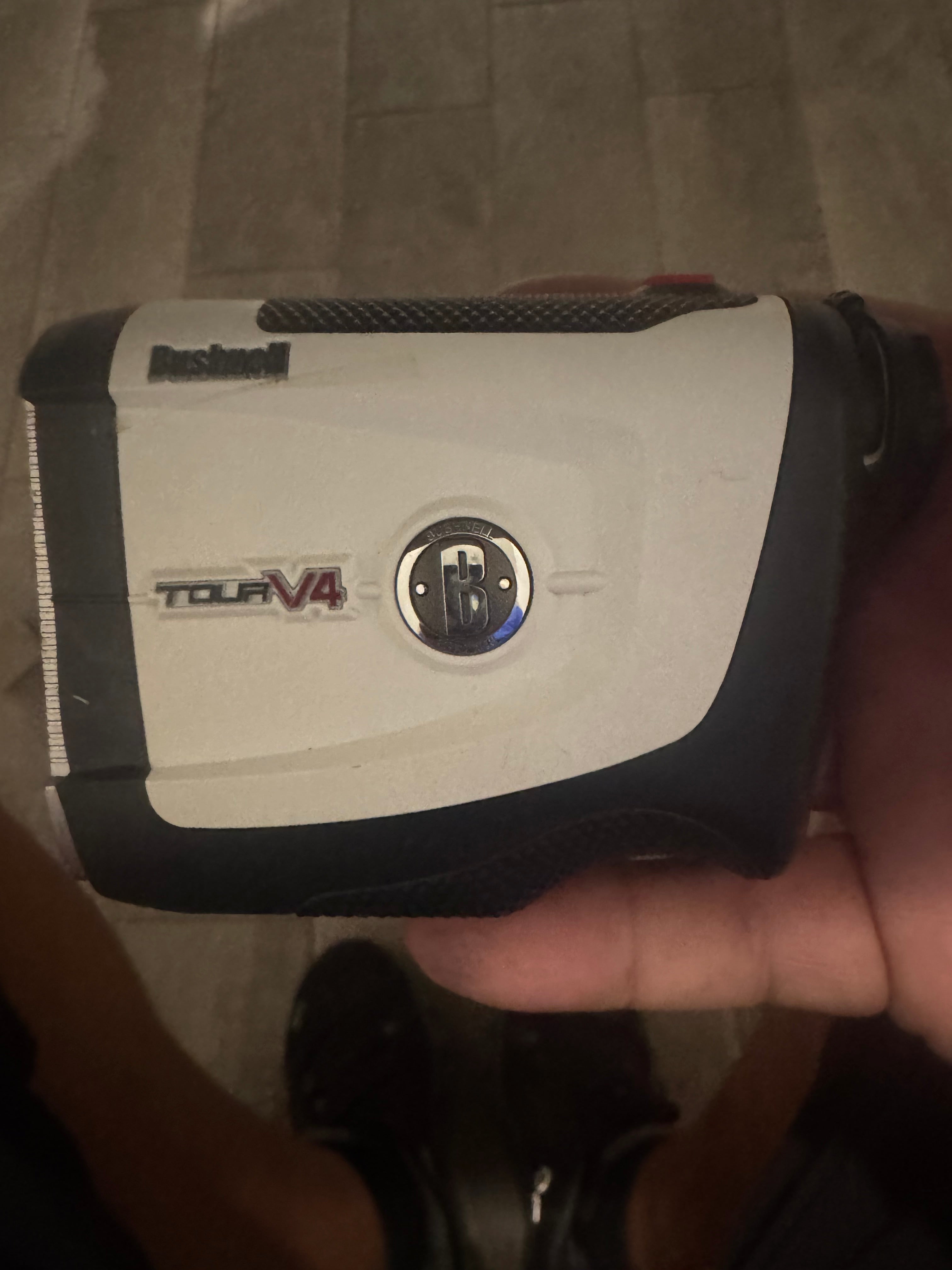 Bushnell Tour V4 Rangefinder (mint)